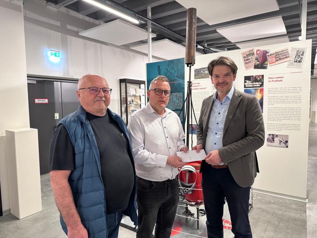 Spendenübergabe Museum Naila Richter Michael 20260301